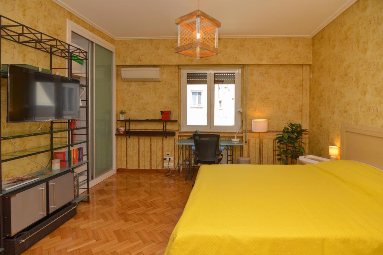 Athens Stylish Studio In Front Of Syntagma Metro Stop For 2 Eksteriør billede