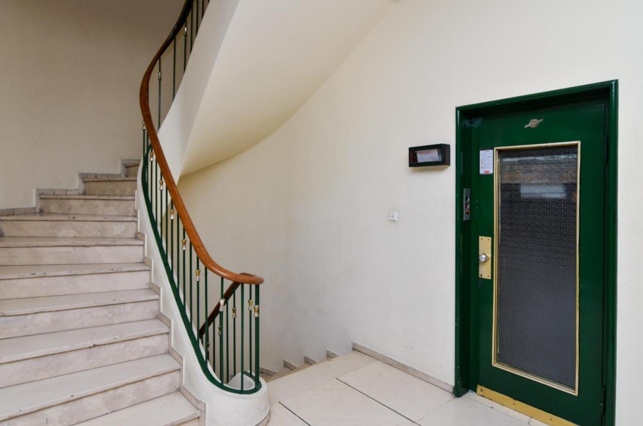 Athens Stylish Studio In Front Of Syntagma Metro Stop For 2 Eksteriør billede