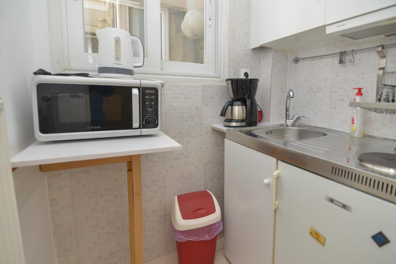 Athens Stylish Studio In Front Of Syntagma Metro Stop For 2 Eksteriør billede